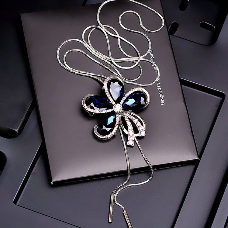 Crystal flower wild pendant necklace