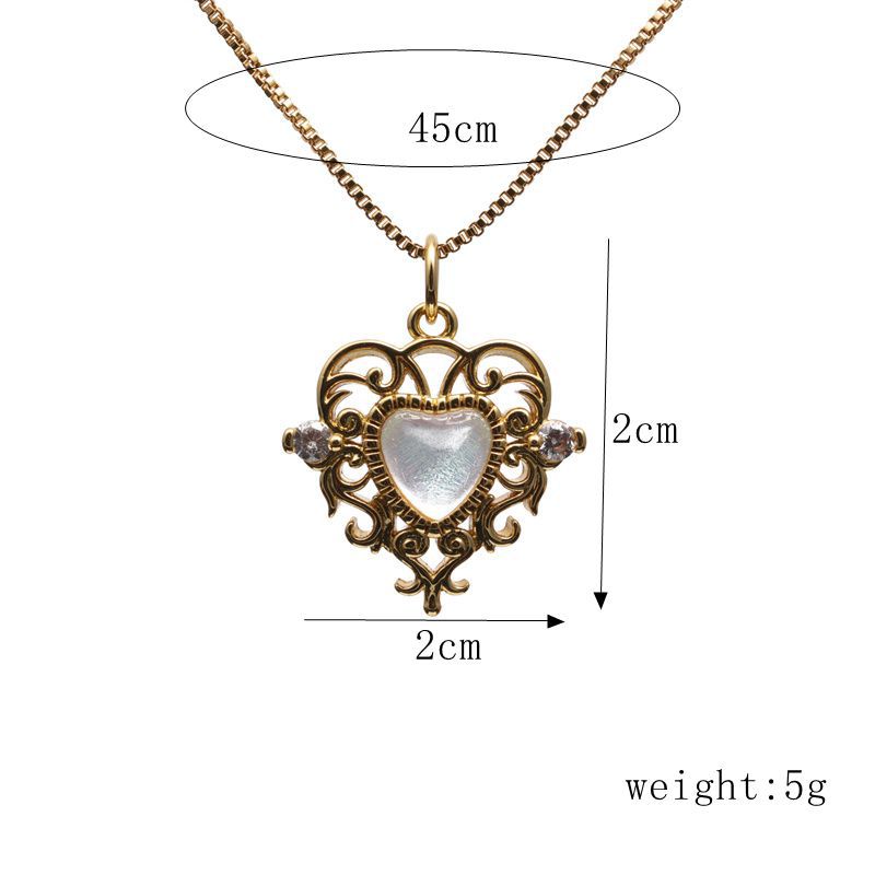 Hollow Heart-shaped Pendant Necklace Heart-shaped Crystal